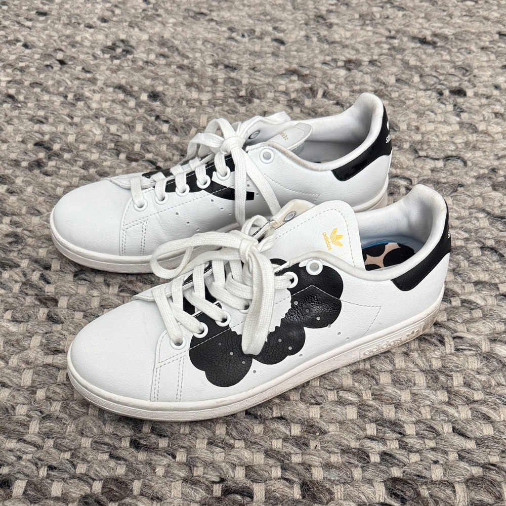 Adidas / marimekko / Stan Smith - White and Black Sneakers - Picture 2 of 4